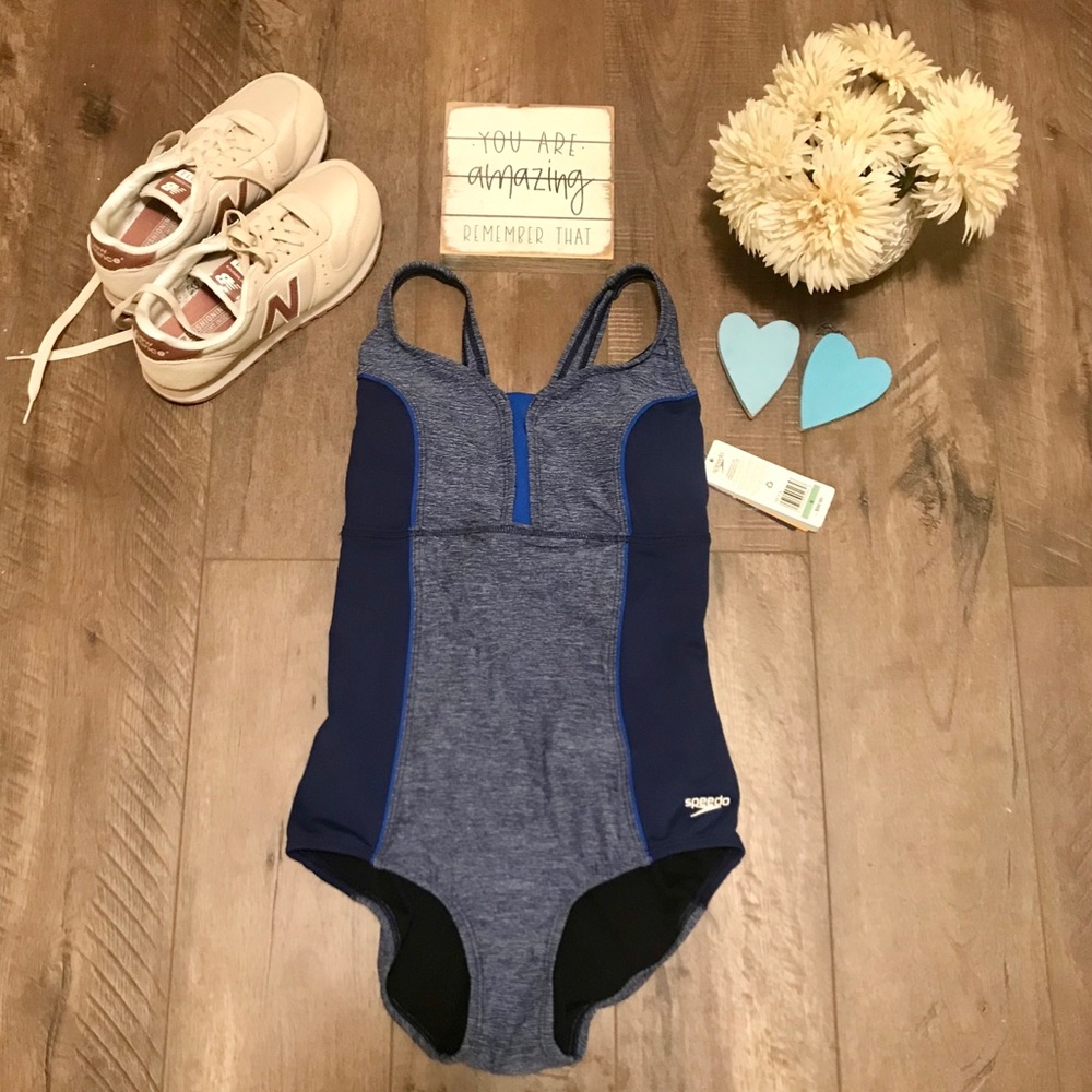 Speedo night blue bathing suit!!! Size 8. NWT